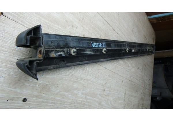 направляюча бокової правої зсувної дверки середня Renault Master II, 00235642005, 7700352371